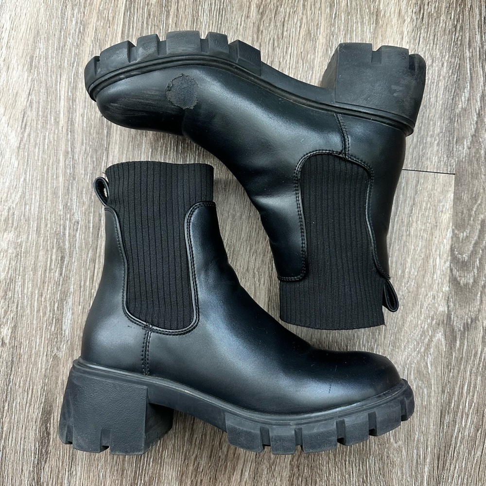 Steve Madden Hutch Boots Black Ankle Chelsea Sock Chunky Platform Heel Size US 6